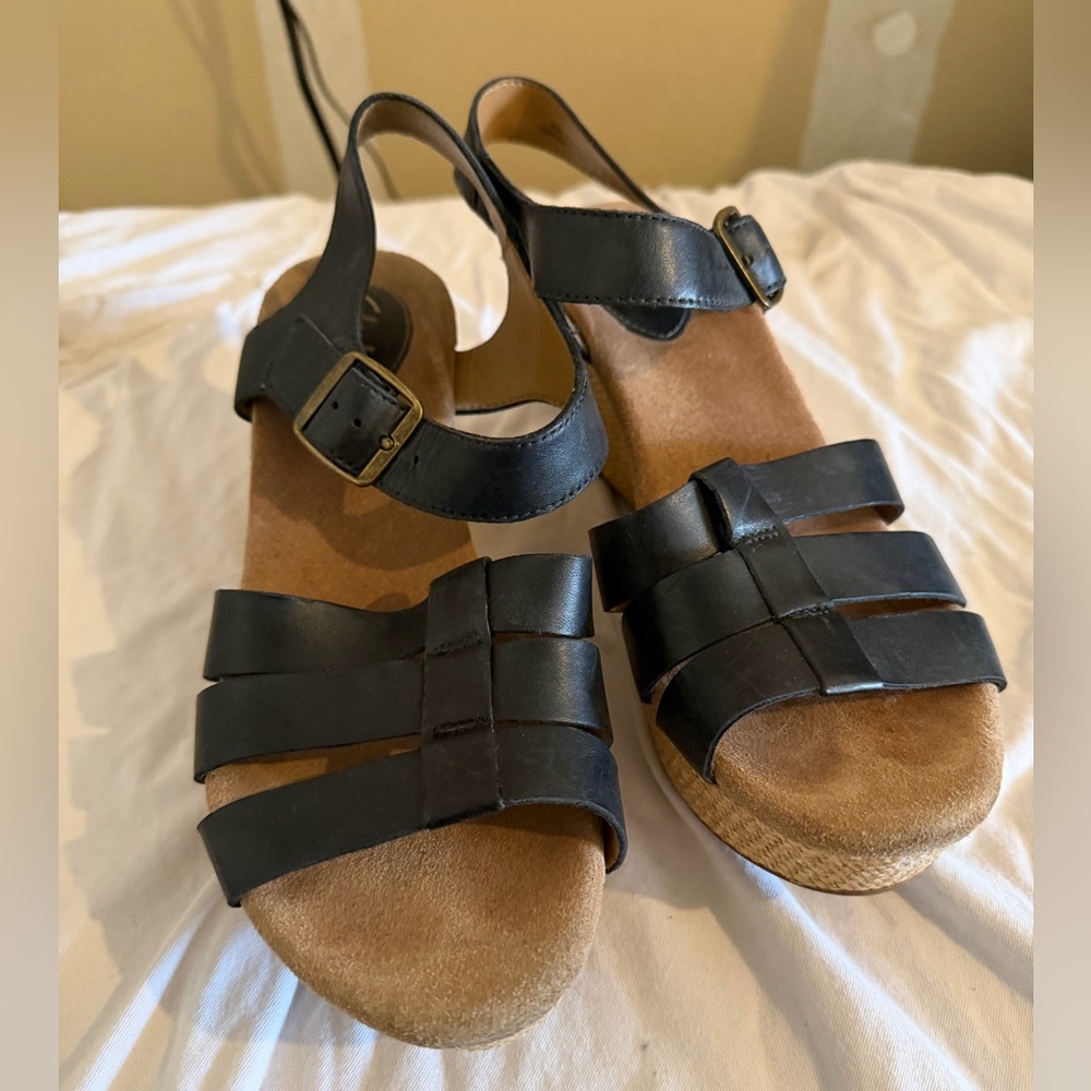 Clarks Black Strappy Sandals with Tan Wedge